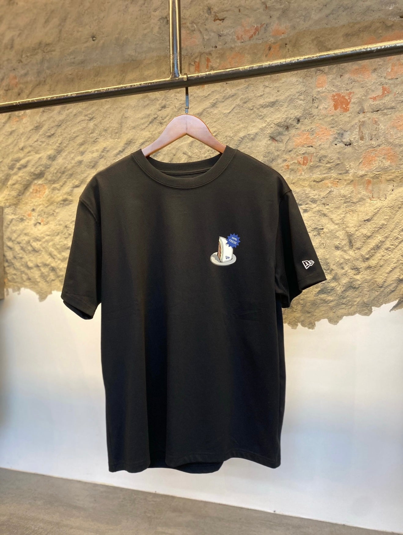 New Era “100% Fresh” Coolera® Tee – Black