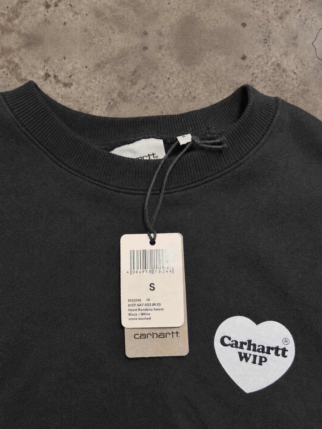 Carhartt WIP Heart Bandana Sweat – Stone Washed