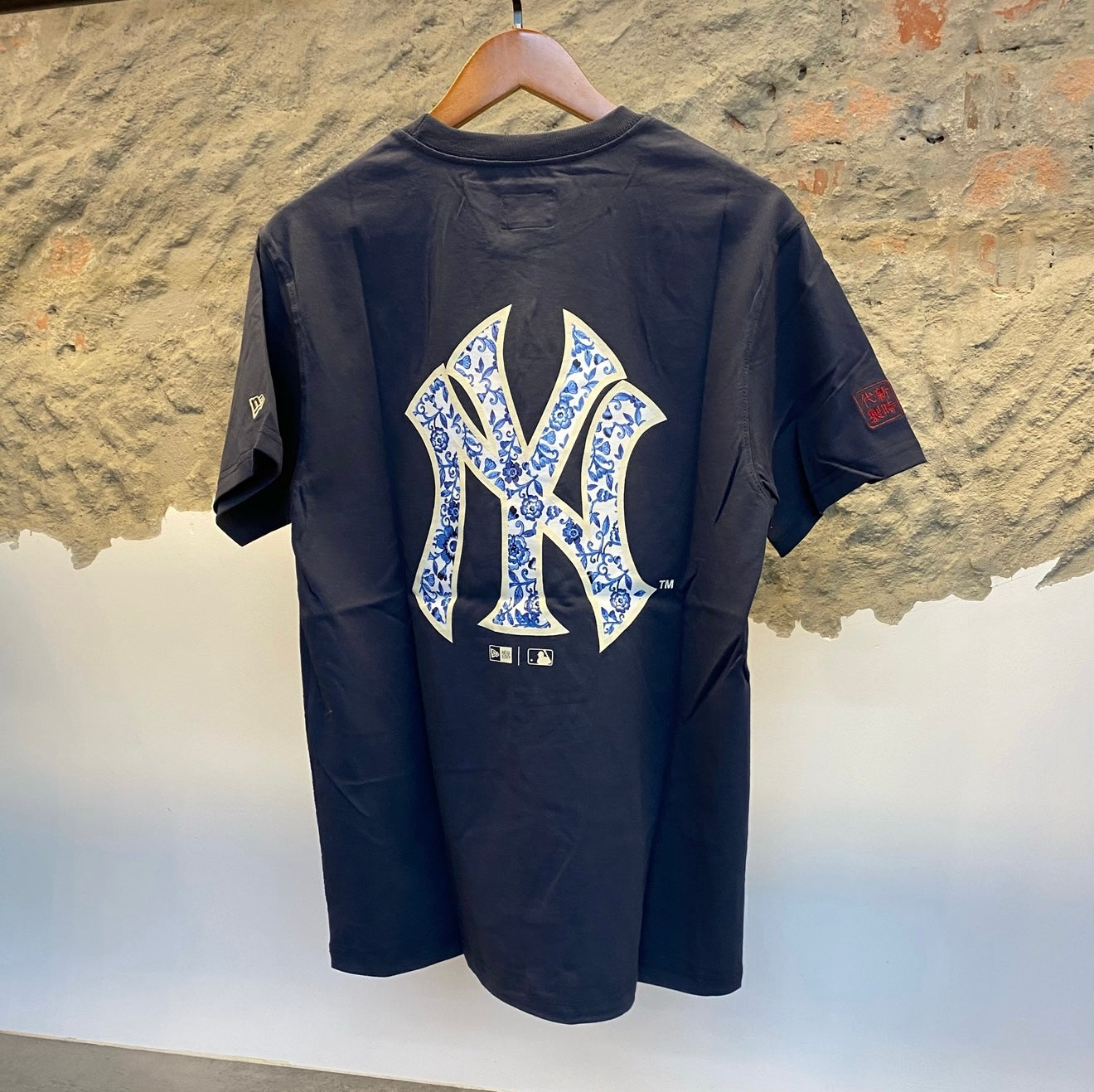 New Era MLB Floral Logo Tee – Yankees / Dodgers Edition