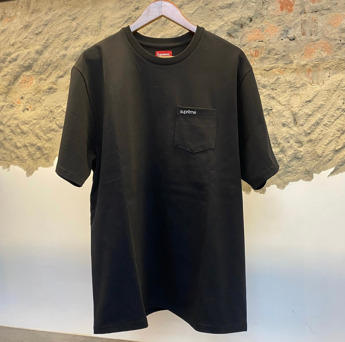 Supreme Hanes Loose-Fit Pocket Tee