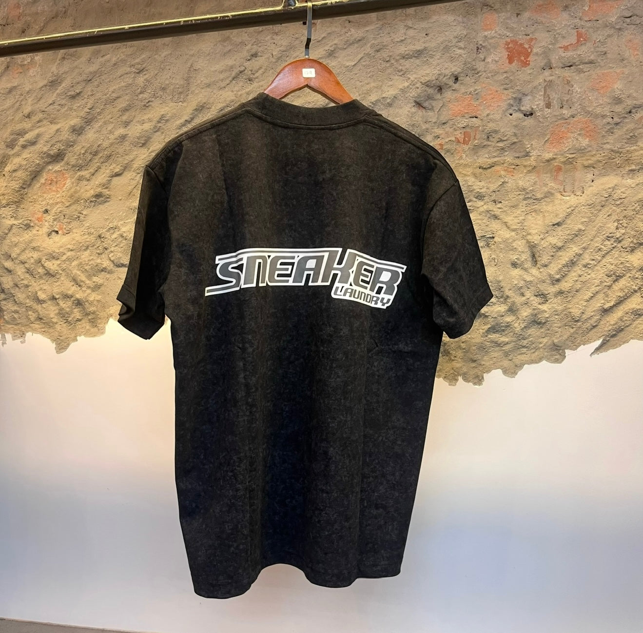 SNKR LDRY Oversized Tee