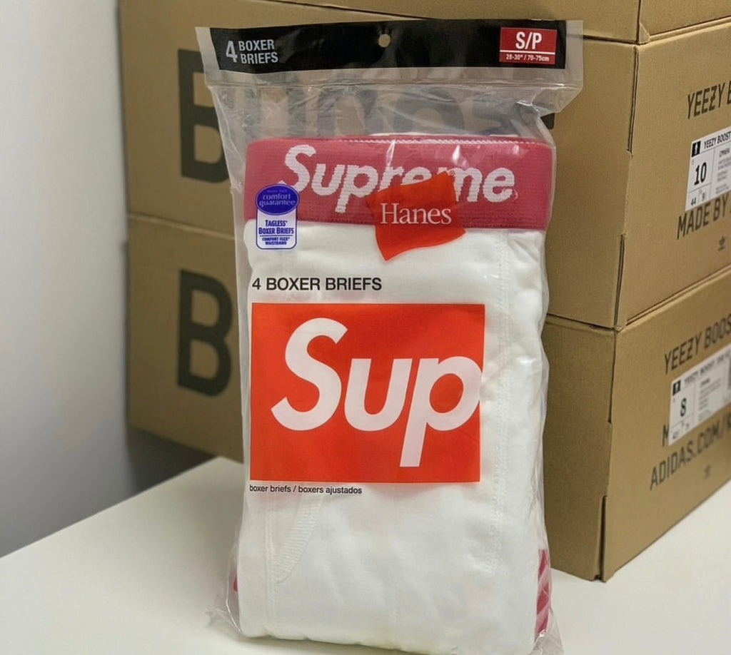 Supreme x Hanes Boxer Briefs – 4 Pack (White/Red)