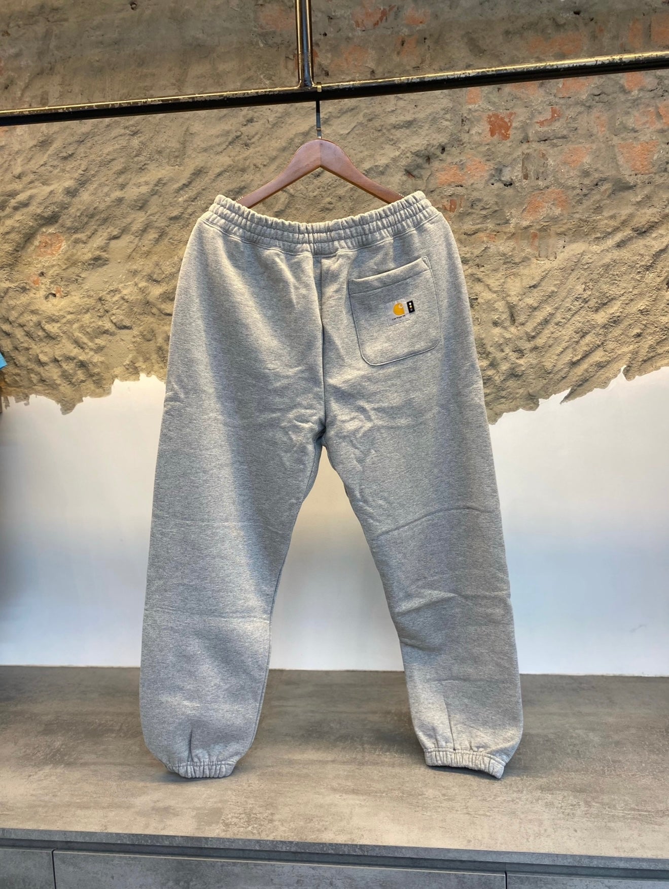 Carhartt WIP IAB Sweat Pants – Grey Heather
